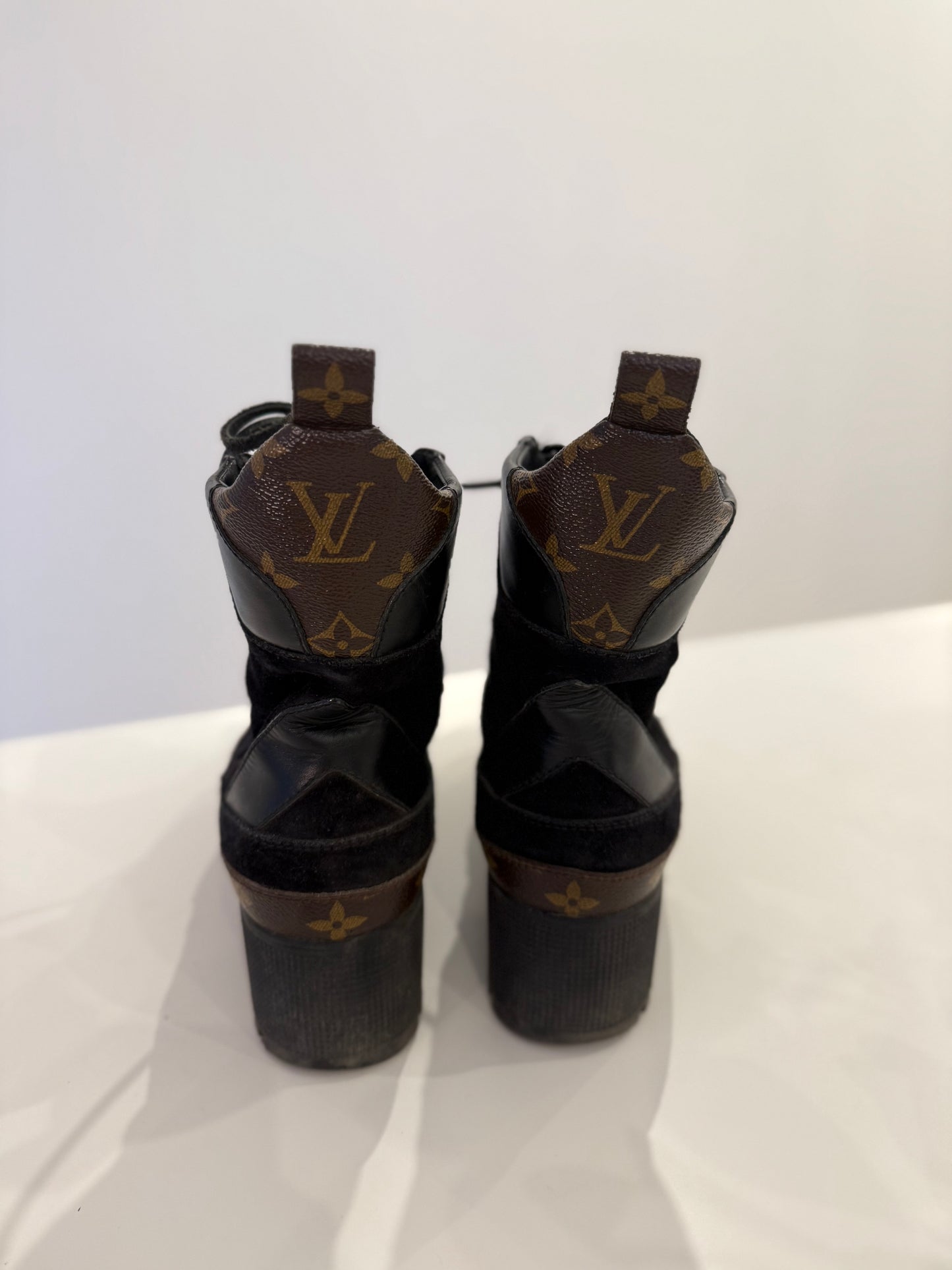 Louis vuitton kengät 37,5