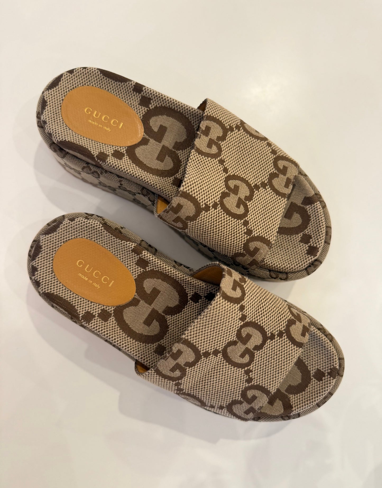 Gucci sandaalit 36,5